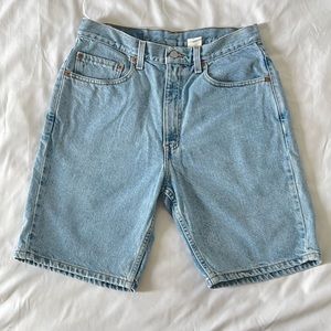Levi's 505 Denim Shorts: Light Blue - Size 33